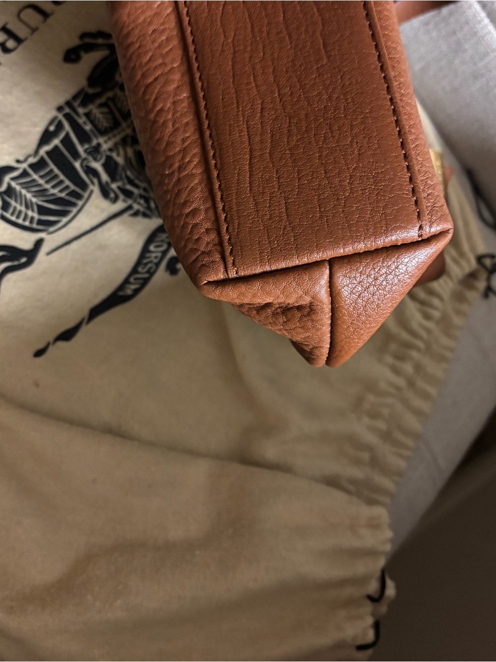 Compact vintage Burberrys Brown Leather Top-Handle bag with Gold Hardware - Picture 12 of 15